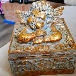Cherub box